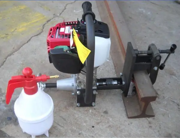 内燃钢轨钻孔机1.jpg