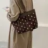 Bolso de lunares, bolso casual moderno y a la moda para mujer, bolso de hombro de gran capacidad para el trabajo, nuevo bolso tote de gamuza 2026, estilo retro