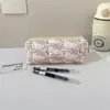 Bolsa de Cosméticos Acolchada de Aspecto de Alta Calidad, Gran Capacidad, Bordada Hello Kitty, Bolso de Mano, Bolsa de Cosméticos Simple de Gran Capacidad