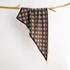 Pañuelo de seda triangular a rayas retro para mujer, accesorio de otoño de alta gama, pañuelo cuadrado fino versátil