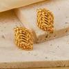 Temperamento de moda europea y americana, aretes geométricos de acero inoxidable de alto sentido con grano de trigo chapados en oro de 18 quilates, aretes vintage de moda