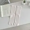 Calcetines para mujer, calcetines de dos dedos de moda, calcetines finos transpirables de media pantorrilla para primavera/verano, calcetines de color liso con dedos divididos, calcetines blancos apilados