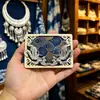 Imán de Refrigerador Cultural y Creativo de la Aldea Miao Qianhu de Guizhou, Corona Miao, Imán de Refrigerador Teñido con Índigo para Tocados Miao, Refrigerador con Bordado Miao