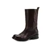 Botas de Couro Bovino de Primeira Camada Meio da Panturrilha Femininas Botas de Motociclista Outono e Inverno Novas de Couro Genuíno Bico Redondo Para Calçar Salto Médio Botas Casuais Botas Individuais Femininas