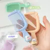 Nuevo Peine Pequeño Lindo de Dibujos Animados Portátil para Niños Peine para el Cabello para el Hogar Dientes Grandes del Peine Mango Suavizante Peine de Plástico