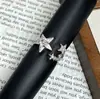Anel aberto de design personalizado estilo coreano com céu estrelado, totalmente cravejado com diamantes, luxo leve, design de anel requintado e versátil para mulheres
