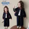 Conjunto xadrez estilo coreano para meninas, coleção primavera/outono, nova moda 2026, conjunto estiloso de duas peças para meninas pequenas