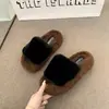 Chinelos de Pelúcia Versáteis Estilo Chanel com Solado Grosso da Moda para Mulheres, Novos Chinelos de Algodão com Solado Grosso Outono e Inverno 2025, Sapatos de Pelúcia Slip-On