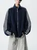 Sudadera con capucha deportiva de rayas retro japonesa con cuello alto para hombre, estilo universitario nuevo para otoño/invierno, chaqueta sudadera versátil casual para hombre