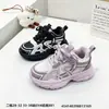 Nuevos 28-38 Dos Algodones Suela Ligera Zapatos Deportivos para Niños Medianos y Grandes Zapatos de Viaje para Niños Estudiantes Casuales Zapatos de Papá