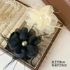 Nuevo Pasador Floral para el Cabello con Plumas 2025, Pasador Estilo Francés para la Parte Trasera de la Cabeza, Pinza de Tiburón de Tamaño Mediano para el Cabello, Pasador con un Toque de Elegancia