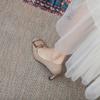 Zapatos de tacón bajo cuadrados de nuevo estilo para mujer, tacón medio, verano 2026, retro francés, punta cuadrada poco profunda, tacón fino, gris elefante, tacones altos para el trabajo