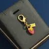 Novo Pingente Pequeno de Cereja Amor Chaveiro Pingente de Bolsa Joia para Bolsa Feminina Exquisito Chaveiro de Carro Atacado Transfronteiriço