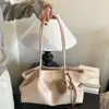 Nueva colección otoño/invierno 2026: bolsa tote de gran capacidad para el trabajo y los desplazamientos, casual y elegante, con un diseño chic y atractivo, perfecta como bolso de hombro