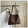 2026 Bolso de Mano Tejido Sintético Estilo Coreano Nuevo para Mujer, Gran Capacidad, Bolso de Hombro Único para el Trabajo, Bolso de Mano Versátil de Gama Alta