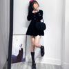 Ropa de invierno pequeña con estilo occidental, vestido negro pequeño estilo Hepburn corto, cintura alta, vestido alto de terciopelo, otoño e invierno para mujer