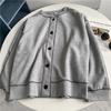Terno de beisebol estilo americano retrô estilo preguiçoso com forro de lã brilhante e contraste de cores, cardigan cinza, outono e inverno, suéter para mulheres