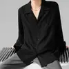 Camisa Minimalista Azul Klein para Hombre y Mujer con Caída, Cuello Cubano, Corte Holgado, Mangas Largas Versátiles Texturizadas con Diseño de Canalé
