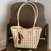 Bolsa de Mano Vintage Calada para Mujer 2026 Nueva Tendencia Bolso de Hombro Coreano de Nicho Bolso Tote Simple de Gran Capacidad