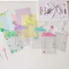 Porta-Cartões Pequena Casa de Desenho Animado PVC Transparente à Prova de Poeira Pingente de Exibição Bolsa de Armazenamento de Boneca de Pelúcia