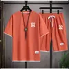 Traje Casual de Verano para Hombre 2023 Estilo Coreano Moda Deportiva Adolescente Estudiante Marca de Moda Estampado Conjunto de Dos Piezas