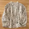 Camisa de Manga Larga con Cuello Alto y Adorno de Encaje Estilo Bosque Artístico para Mujer 2025 Otoño e Invierno Nuevo Top Estampado Cepillado Vintage