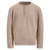 Camisa Henley com Textura Retrô Masculina Cinza Profundo de Cânhamo Listrado Vertical Costurada Ajuste Solto Gola Henley Manga Longa Camiseta Masculina