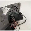 Shuai Mi Jia Bolso de Almohada Casual de Moda Portátil para Mujer Bolso Cruzado de Cuero Aceitoso Casual Bolso de Hombro Único Nuevo Verano 2026