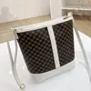 Bolsos de moda para mujer 2026 bolsos para dama comercio exterior bolsos pequeños al por mayor bolsos de hombro bolsos de cubo estampados clásicos para mujer