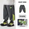 Calça de moletom color block estilo europeu para meninos, sportswear de outono, novo estilo 206, roupas para crianças e bebês, calças de primavera e outono
