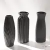 Vaso Minimalista Nórdico Criativo de Cerâmica Preta para Flores Secas Decoração de Arranjo de Flores para Mesa de Casa Sala de Estar Recipiente Hidropônico para Flores