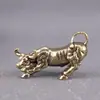 Figurita de Toro Pequeño Zodiaco de Wall Street de Latón Macizo - Toro Propicio para Decoración del Hogar, Mascota de Té, Adorno Artesanal de Escritorio