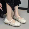 Zapatos Mary Jane de moda y versátiles para mujer, nuevo estilo de otoño 06, planos con tira, bailarinas francesas para combinar con faldas