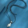 Moda Diseño Nicho Hueco Retro Colgante Jarrón Tendencia Simple Collar Viejo Joyería Elegante Hombres y Mujeres