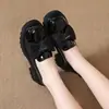 Outono 2026 Novos Mocassins Couro Patente Laço Sapatos de Salto Único Femininos Salto Grosso Solado Grosso Estilo Britânico Versátil Sapatos Pequenos de Couro Femininos
