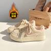 2023 nuevos zapatos de pan de lana de cordero de nicho, zapatos de plataforma cálidos forrados de vellón, zapatos de algodón chic nuevos de invierno para mujer con punta redonda