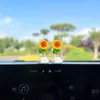 Adornos para Coche con Cabeza que se Mueve Girasol Fresco Sanador Decoración para Coche Suministros Escritorio Oficina Descompresión Pequeños Adornos