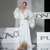 Robe de cetim sexy Feiyun OZON com acabamento em renda, mangas sino, estilo cardigã com amarração, roupão longo para casa 941