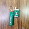Chaveiro criativo de caneca de chá com leite Starbucks, fofo estilo casal de ursos de chá com leite, pingente para bolsa de carro, presente