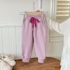 Calça de Moletom Infantil Primavera Novo Estilo 2026 Unissex Solta Versátil Casual Esportiva Calça Longa Escolar para Bebê