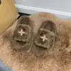 Pantuflas modernas y populares antideslizantes, cálidas y de pelo grueso para mujer, adecuadas tanto para interiores como para exteriores, nuevo estilo para otoño e invierno, pantuflas de algodón de moda