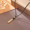 Nuevo Collar con Colgante de Barra de Oro Pequeña de Hielo Picado Estilo Chino, Brillante y Atrae Riqueza, Exquisita y de Moda Cadena para Clavícula de Ladrillo Cuadrado