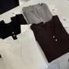 Camiseta de manga larga minimalista con botones y cuello medio abierto, alta calidad, estilo coreano @Shisanxing R*S, otoño 2026