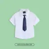 Camisa branca infantil de manga curta, fina, para meninos, ideal para o verão. Roupa de alta performance disponível para dropshipping, atacado e varejo.