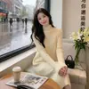 Vestido suéter de malha de gola alta outono e inverno coreano, doce e elegante para o trabalho, modelador, adequado como peça base, vestido longo acima do joelho
