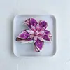 Clip para el Cabello de Flor de Plumeria Estilo Nuevo 2025 Pinza para el Cabello de Flor Morada UV para Mujer, Dulce Accesorio para el Cabello para Peinados Recogidos y Parte Trasera de la Cabeza