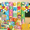 Decoraciones de temporada de regreso a clases: Banderines colgantes para escuela primaria, cajas, montaje de escena para el nuevo semestre en el aula de kínder, creando un sentido de atmósfera y ceremonia