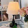 Lámpara de mesita de noche minimalista, lámpara decorativa creativa y cálida estilo nórdico, sensible al tacto, regulable, para uso en dormitorio, marco de hierro