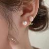 Pendientes de alta gama de moda popular de TikTok, pendientes ligeros de lujo con temperamento de alta gama, pendientes de aguja de plata que combinan con todo para mujer, al por mayor