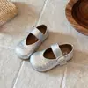 Sapatos de Couro Infantis Estilo Retrô Francês Mary Jane 2026 Primavera Outono Estilo Coreano Para Meninas Solado Macio Versátil Sapatos de Uma Sola Sapatos de Princesa
